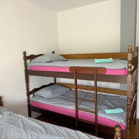 & Retreat Hostel Ostrozac (Jablanica)